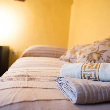 Casa Di Marco Palazzo Astuto *